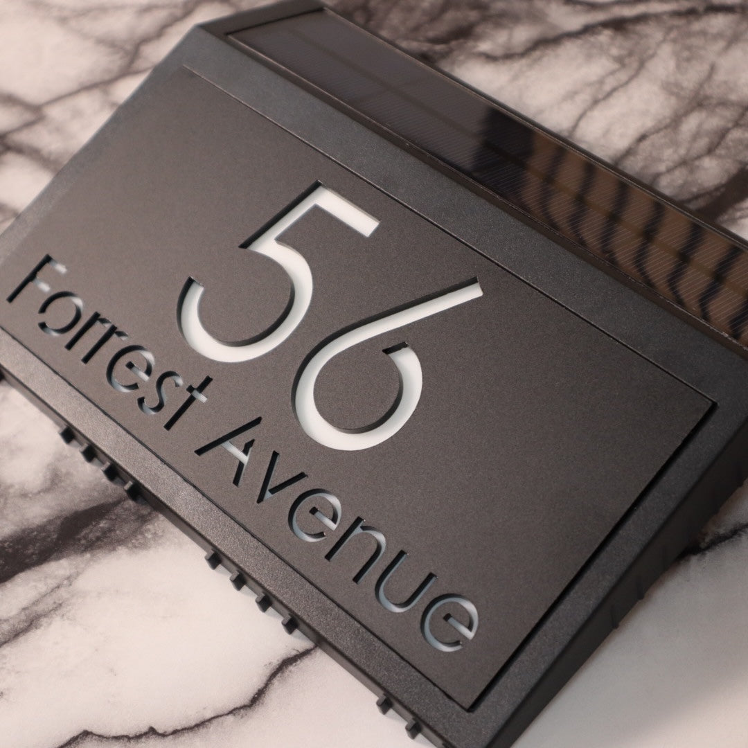La Luce H3 A5 House Sign