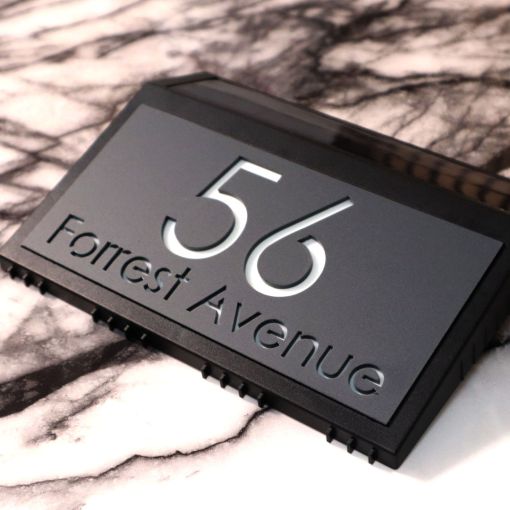 La Luce H3 A5 House Sign